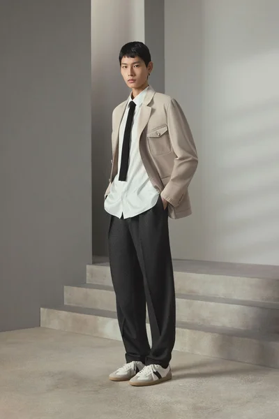 Look 3